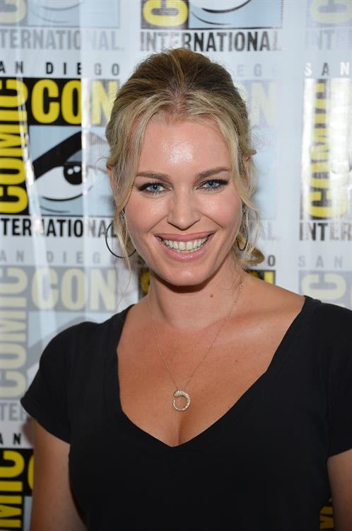 Rebecca Romijn