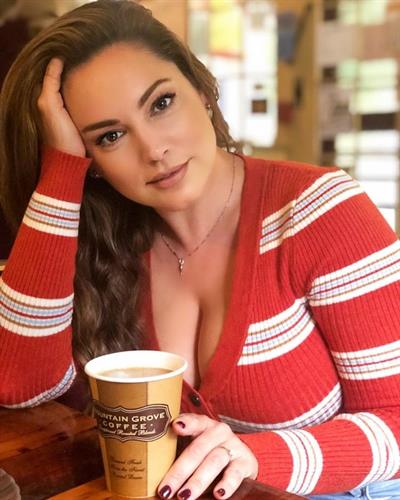 Kelly Brook