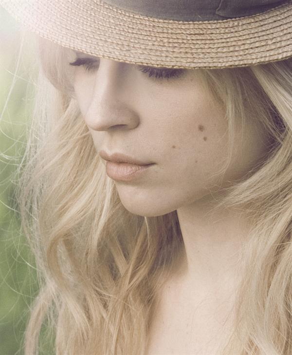 Clemence Poesy