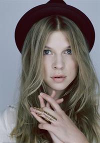 Clemence Poesy