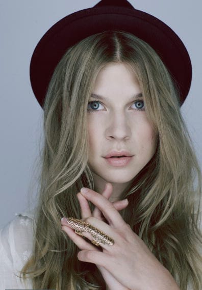 Clemence Poesy