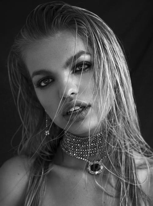 Daphne Groeneveld