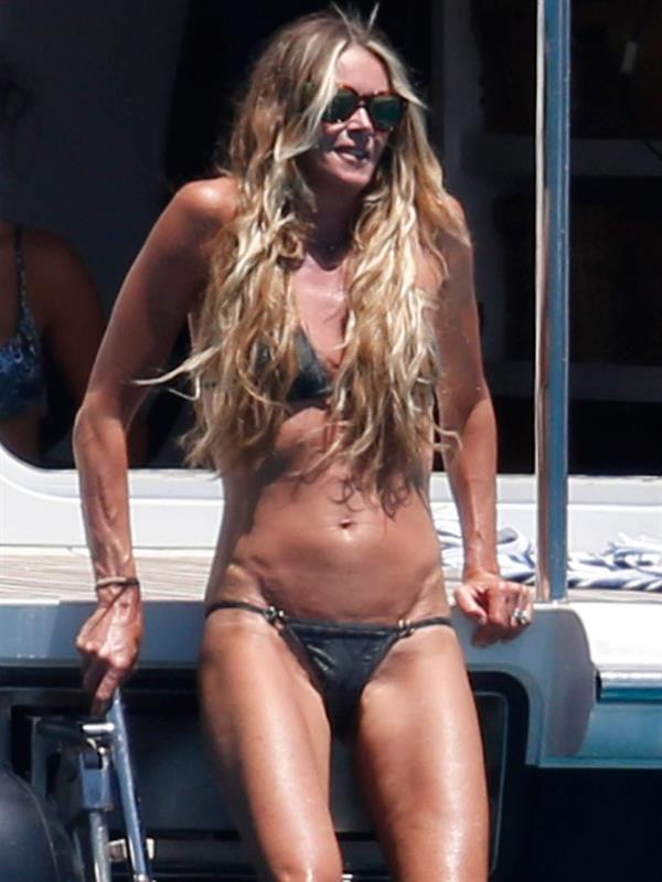 Elle MacPherson in a bikini