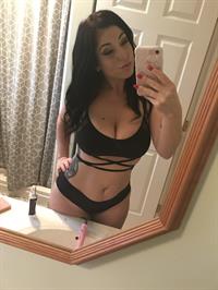 Vickie Jay taking a selfie