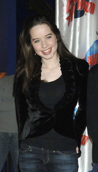 anna-popplewell