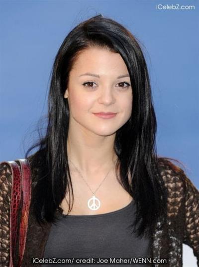 Kathryn Prescott