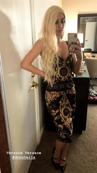 Adelaide Kane taking a selfie