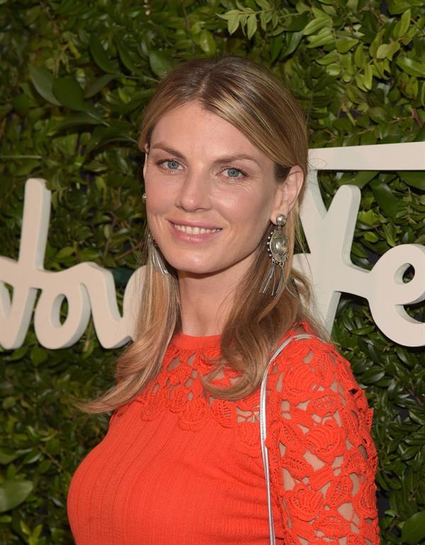 Angela Lindvall