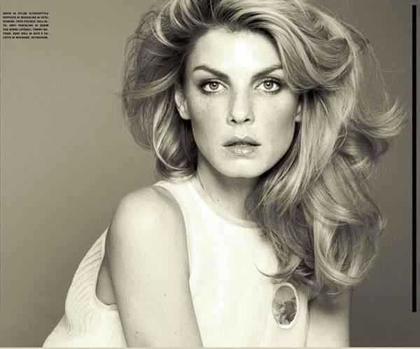 Angela Lindvall