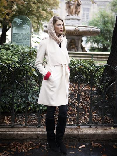 Angela Lindvall