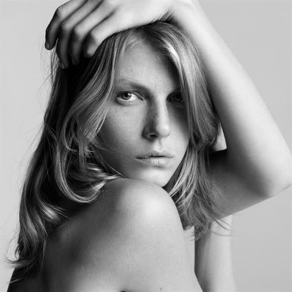 Angela Lindvall