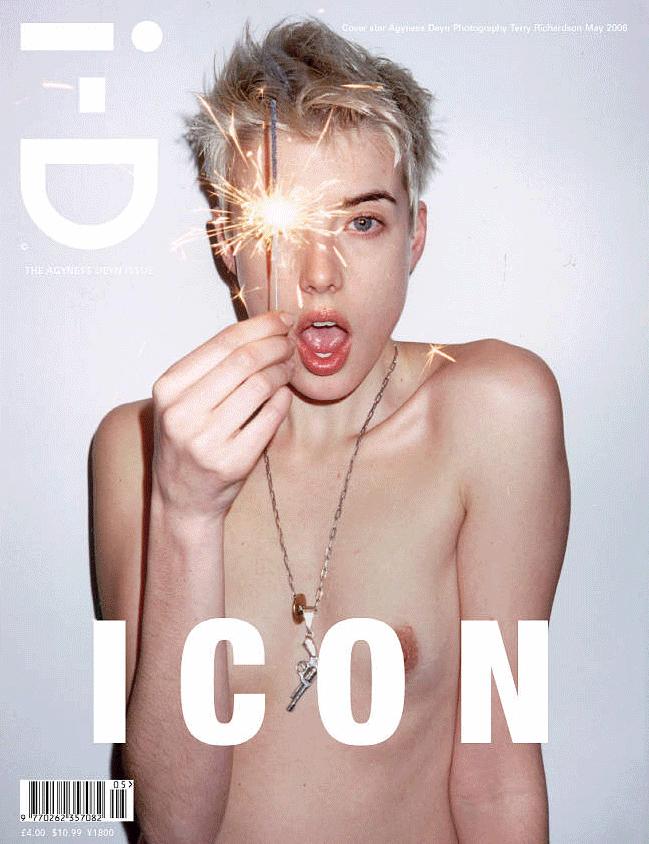 Agyness Deyn - breasts
