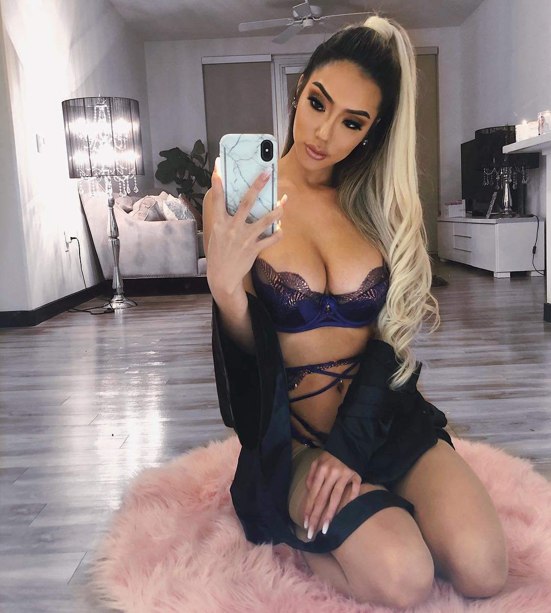 Arika Sato in lingerie