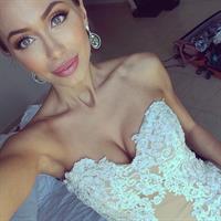 Mirgaeva Galinka Selfie Pictures Mirgaeva Galinka taking a selfie