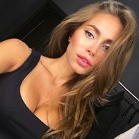 Mirgaeva Galinka Selfie Pictures Mirgaeva Galinka taking a selfie