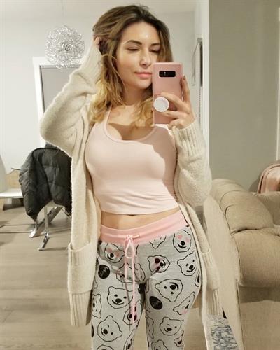 Alinity Divine