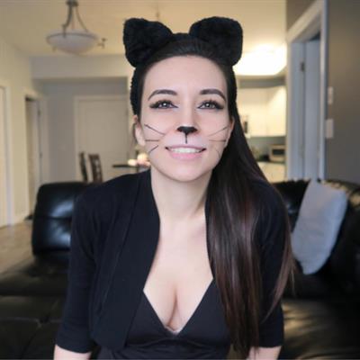 Alinity Divine