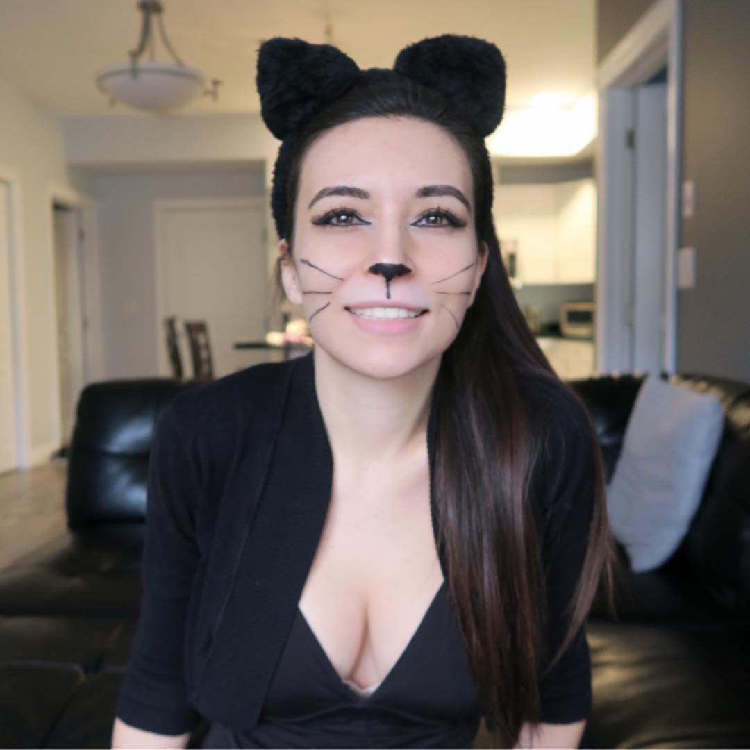Alinity Divine