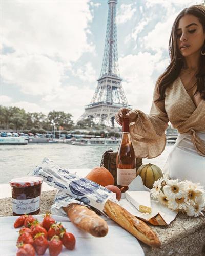 Nicole Isaacs Pictures Nicole Isaacs