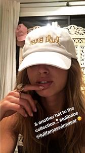 Jehane Paris taking a selfie