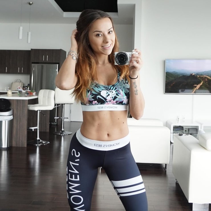 Sandra Prikker taking a selfie