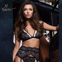 Anna-Christina Schwartz in lingerie