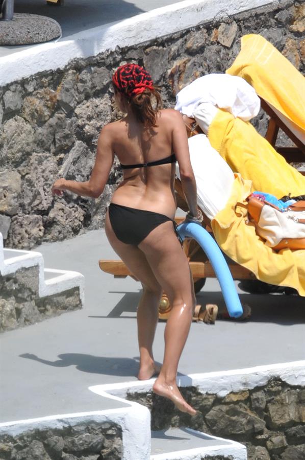 Eva Mendes in a bikini - ass
