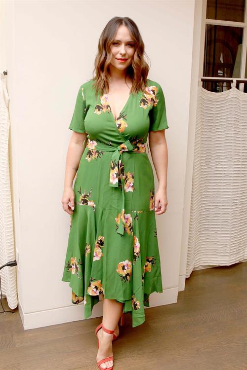 Jennifer Love Hewitt