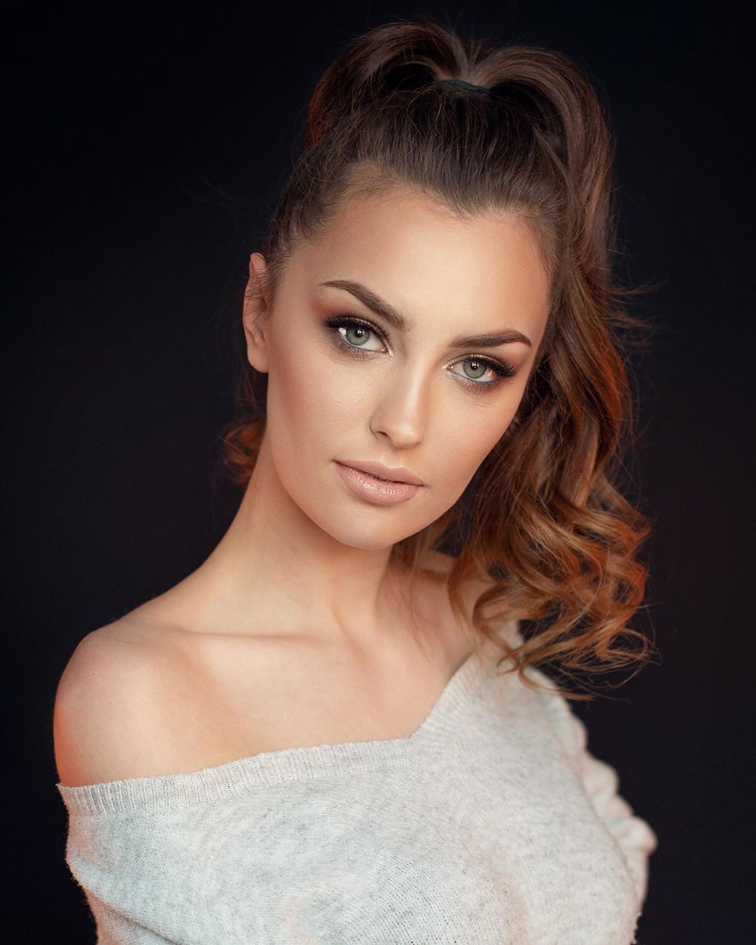 Ola Przywitowska Pictures Ola Przywitowska