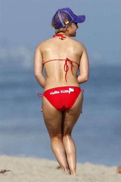 Hayden Panettiere in a bikini - ass