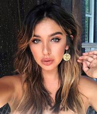 Nadia Mejia taking a selfie