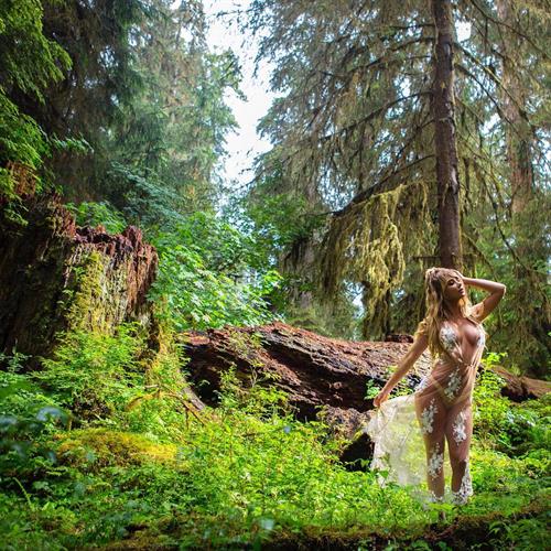 Sara Jean Underwood in a bikini