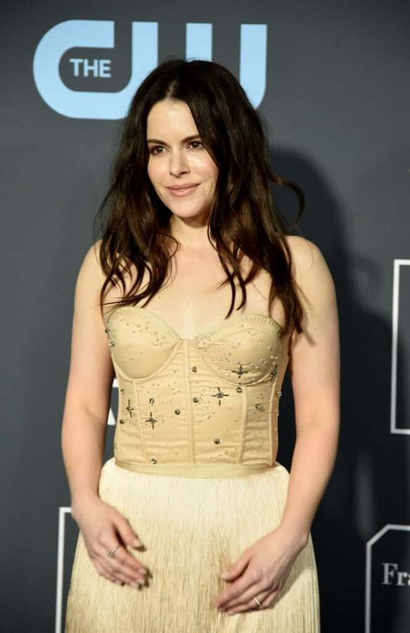 Emily Hampshire