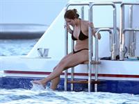 Katharine McPhee sexy bikini nip slip seen by paparazzi.



