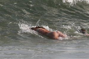 Nina Agdal sexy ass in a thong bikini at the beach with her boyfriend seen by paparazzi.











