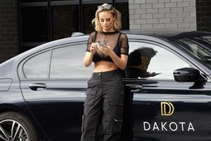 Rhian Sugden big boobs showing nice cleavage seen by paparazzi.
















