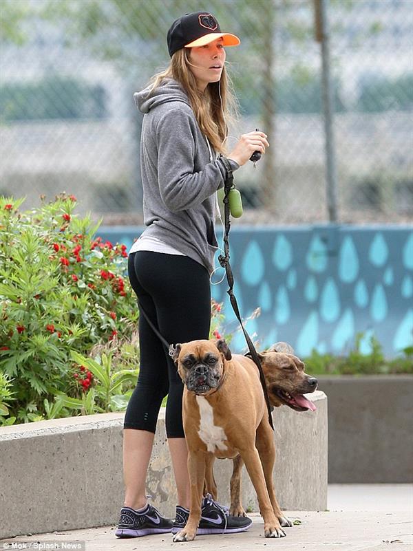 Jessica Biel - ass