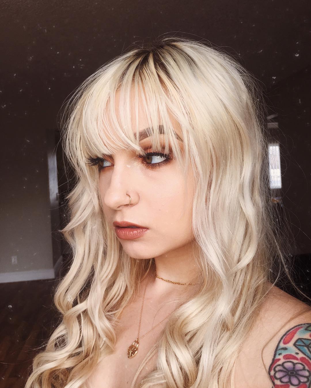 Skye Raae taking a selfie