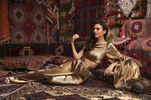 Victoria Justice Pictures Victoria Justice sexy new photo shoot for Modeliste Magazine.