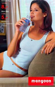 Carla Ossa in lingerie