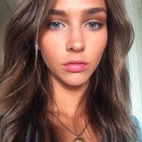 Rachel Cook taking a selfie