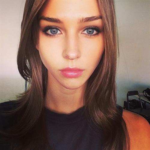 Rachel Cook taking a selfie