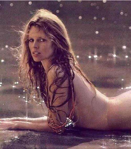Kim Basinger naked - Celebrity leaked Nudes