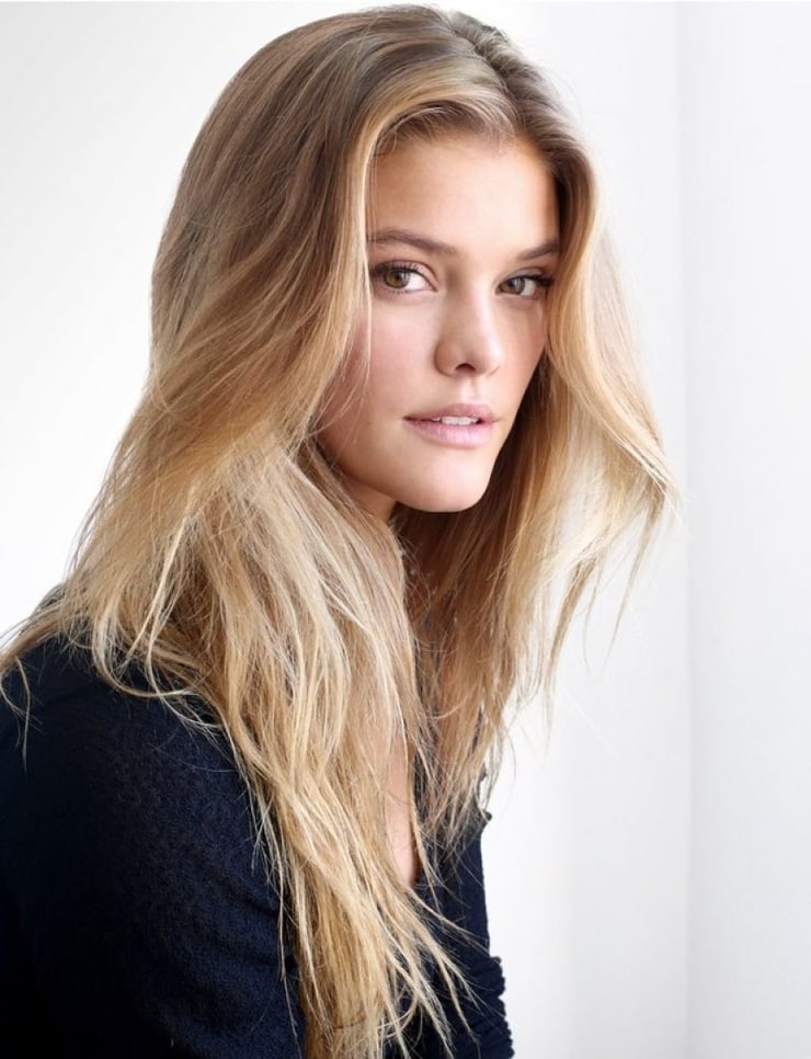 Nina agdal фото