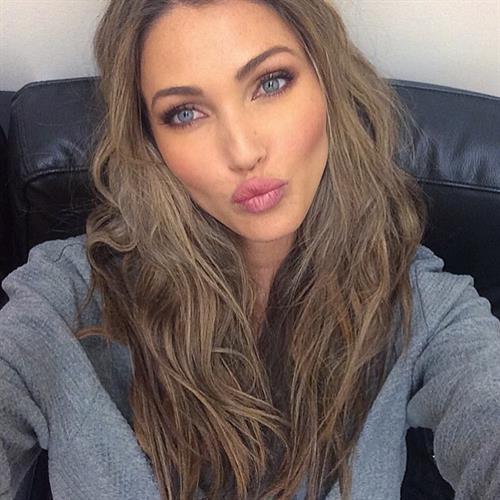 Simone Villas Boas taking a selfie