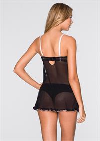 Sandra Kubicka in lingerie - ass