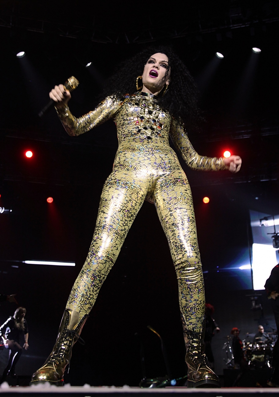 Jessie James Decker Pictures Jessie James Decker