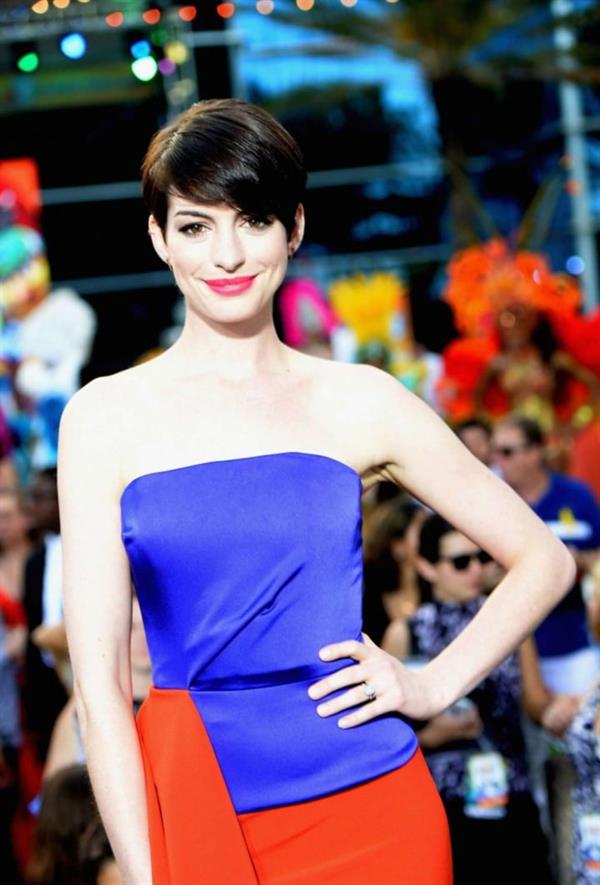 Anne Hathaway