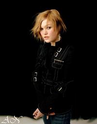 Julia Stiles
