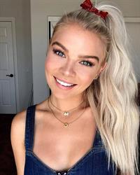 Kelli Goss